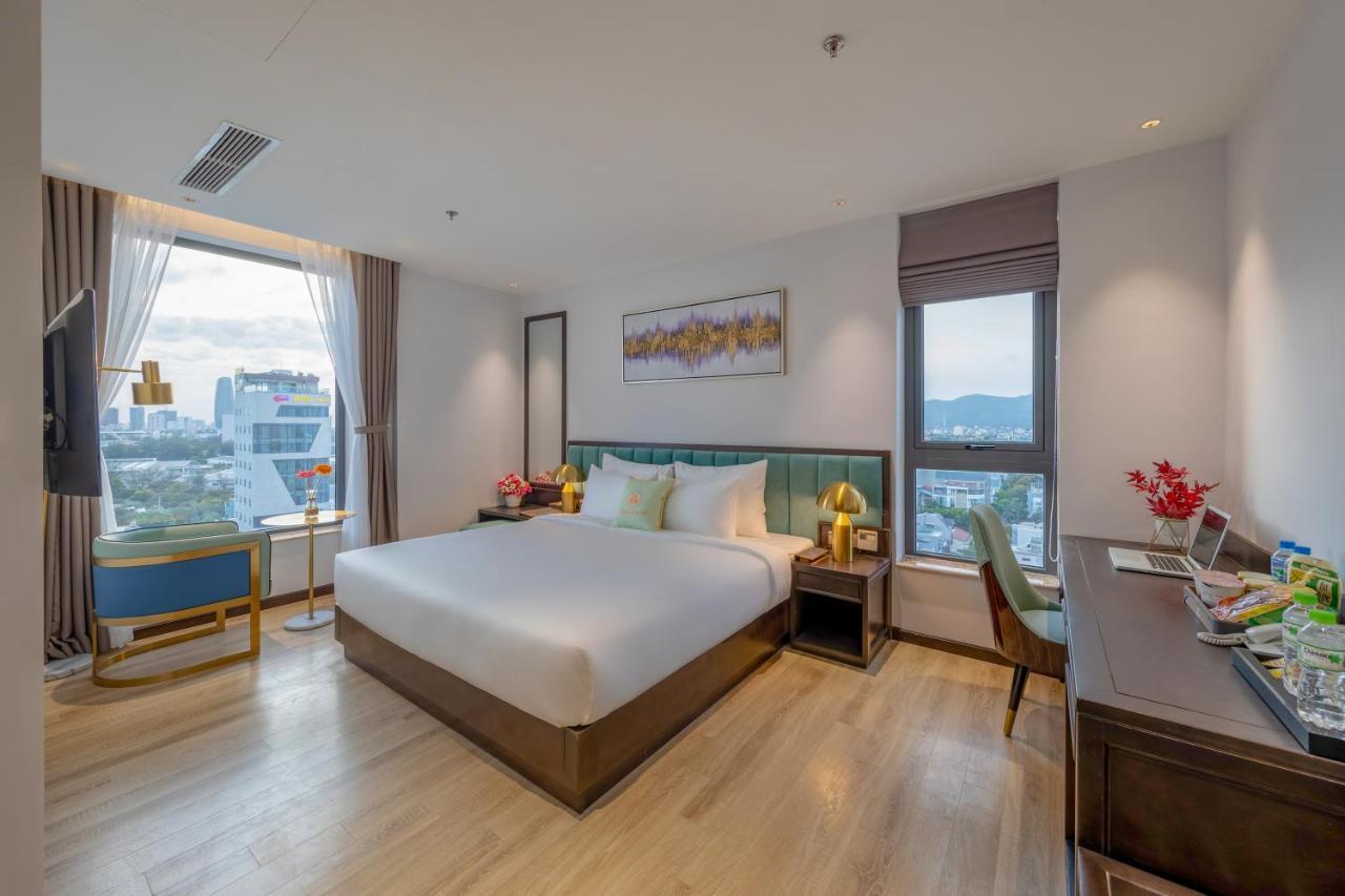 Cordial Grand Hotel Da Nang Beach - Infinity Rooftop Pool Dış mekan fotoğraf
