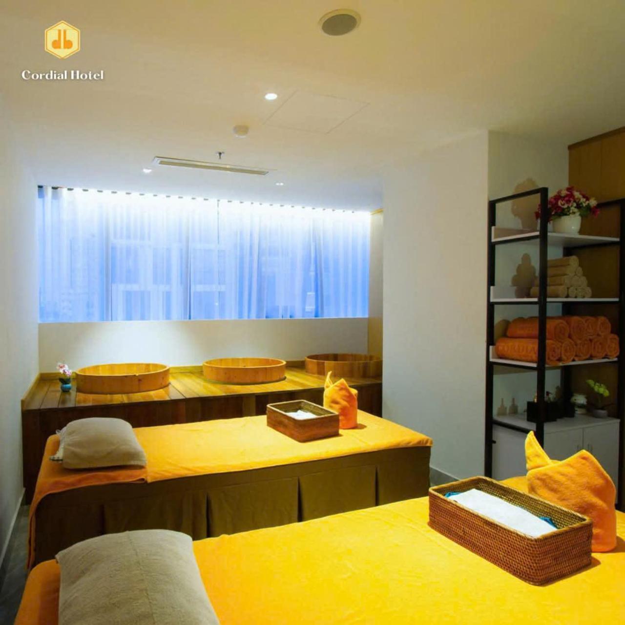 Cordial Grand Hotel Da Nang Beach - Infinity Rooftop Pool Dış mekan fotoğraf